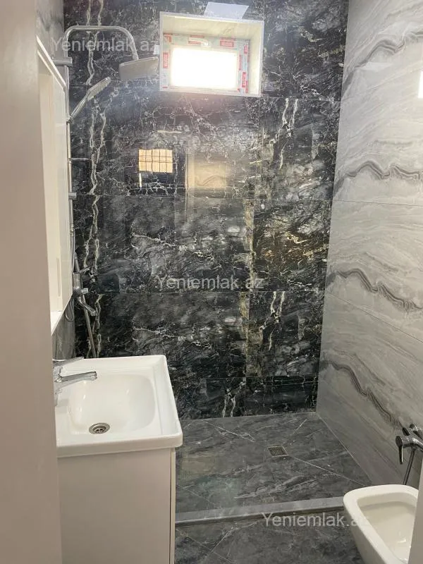 Satılır 3 otaqlı həyət evi 100 m²