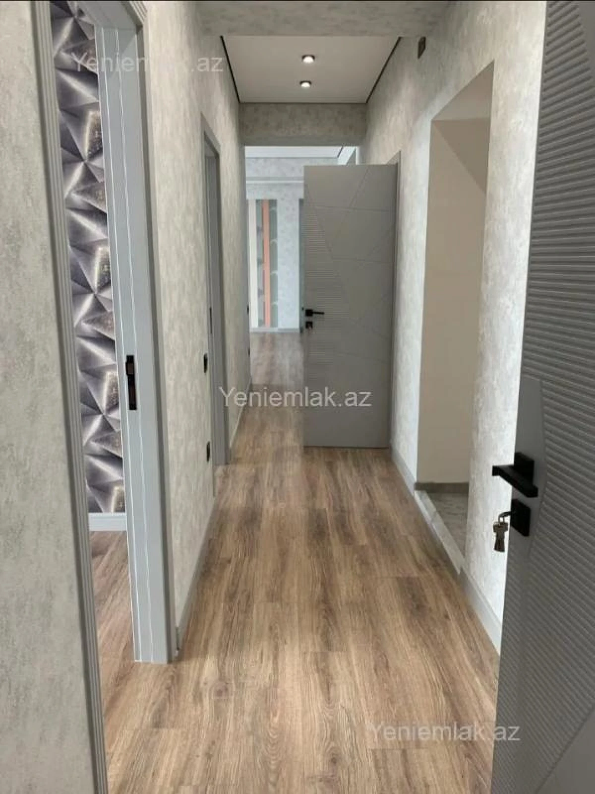 Satılır 4 otaqlı yeni tikili 182 m²