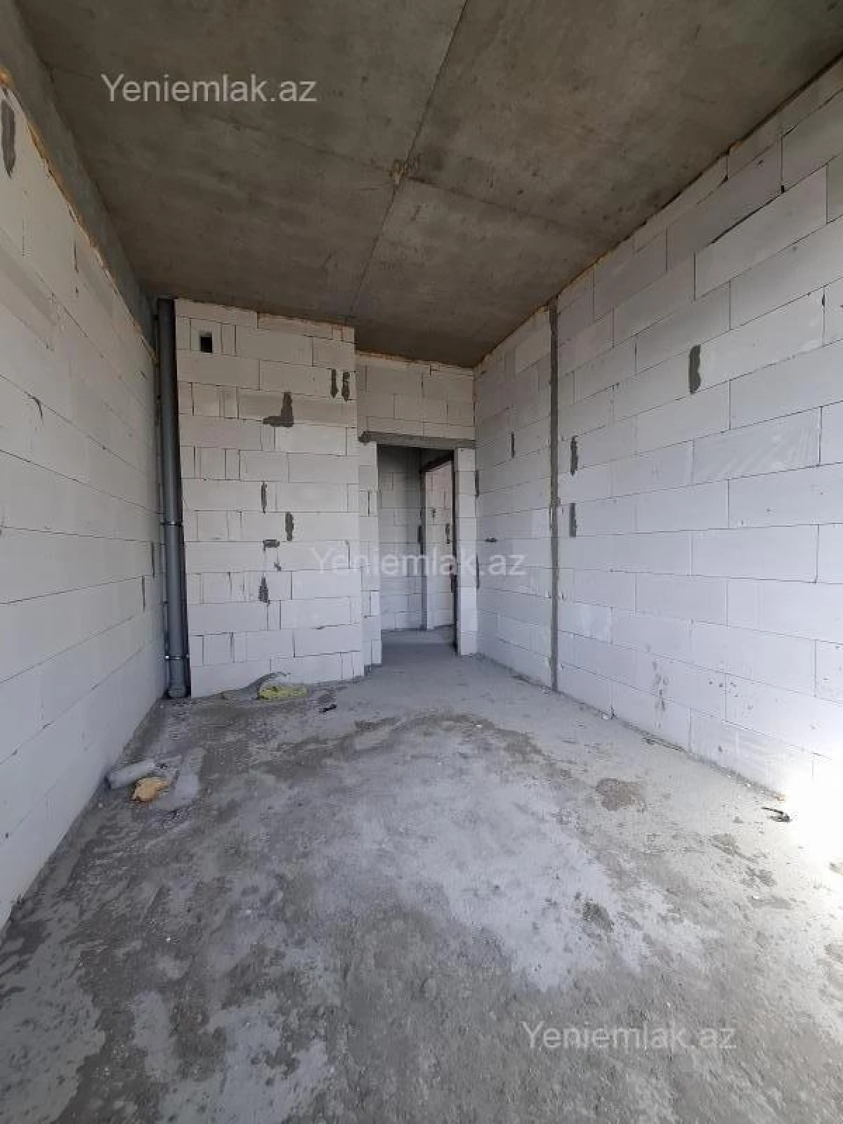 Satılır 3 otaqlı yeni tikili 98 m²