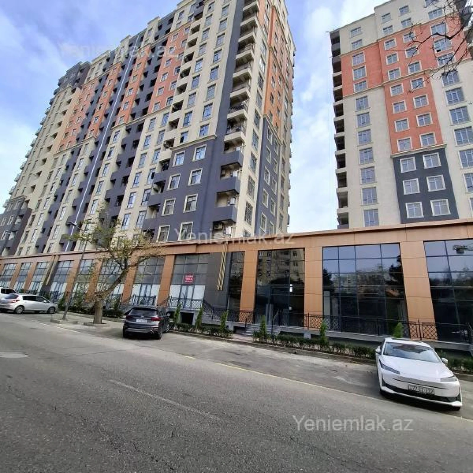 Satılır 3 otaqlı yeni tikili 98 m²