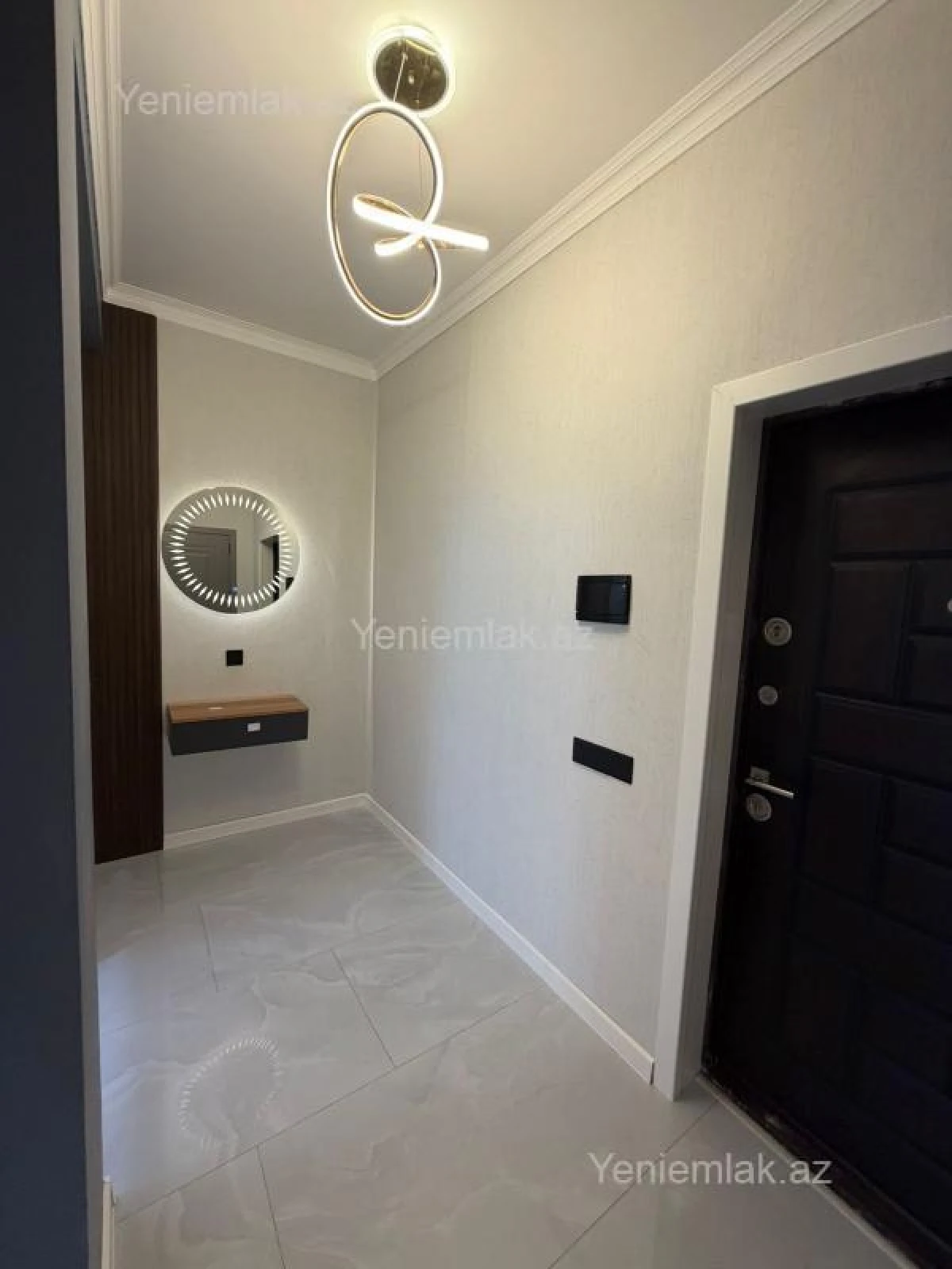 Satılır 2 otaqlı yeni tikili 54 m²