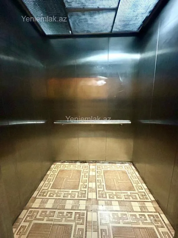 Satılır 3 otaqlı yeni tikili 105 m²