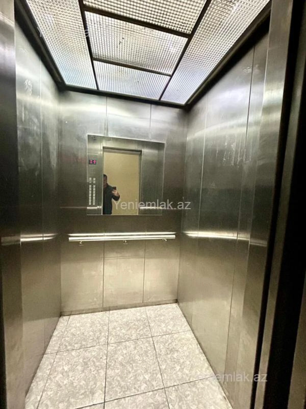 Satılır 3 otaqlı yeni tikili 105 m²