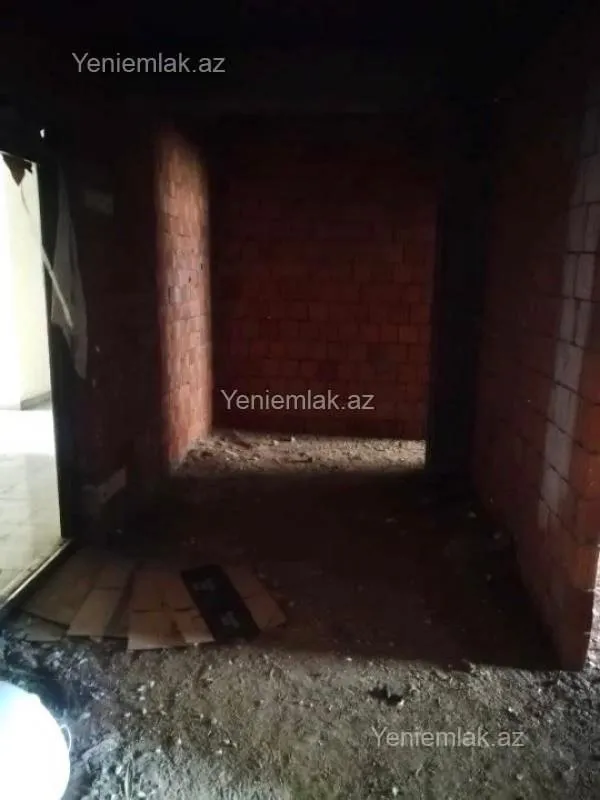 Satılır 3 otaqlı yeni tikili 105 m²