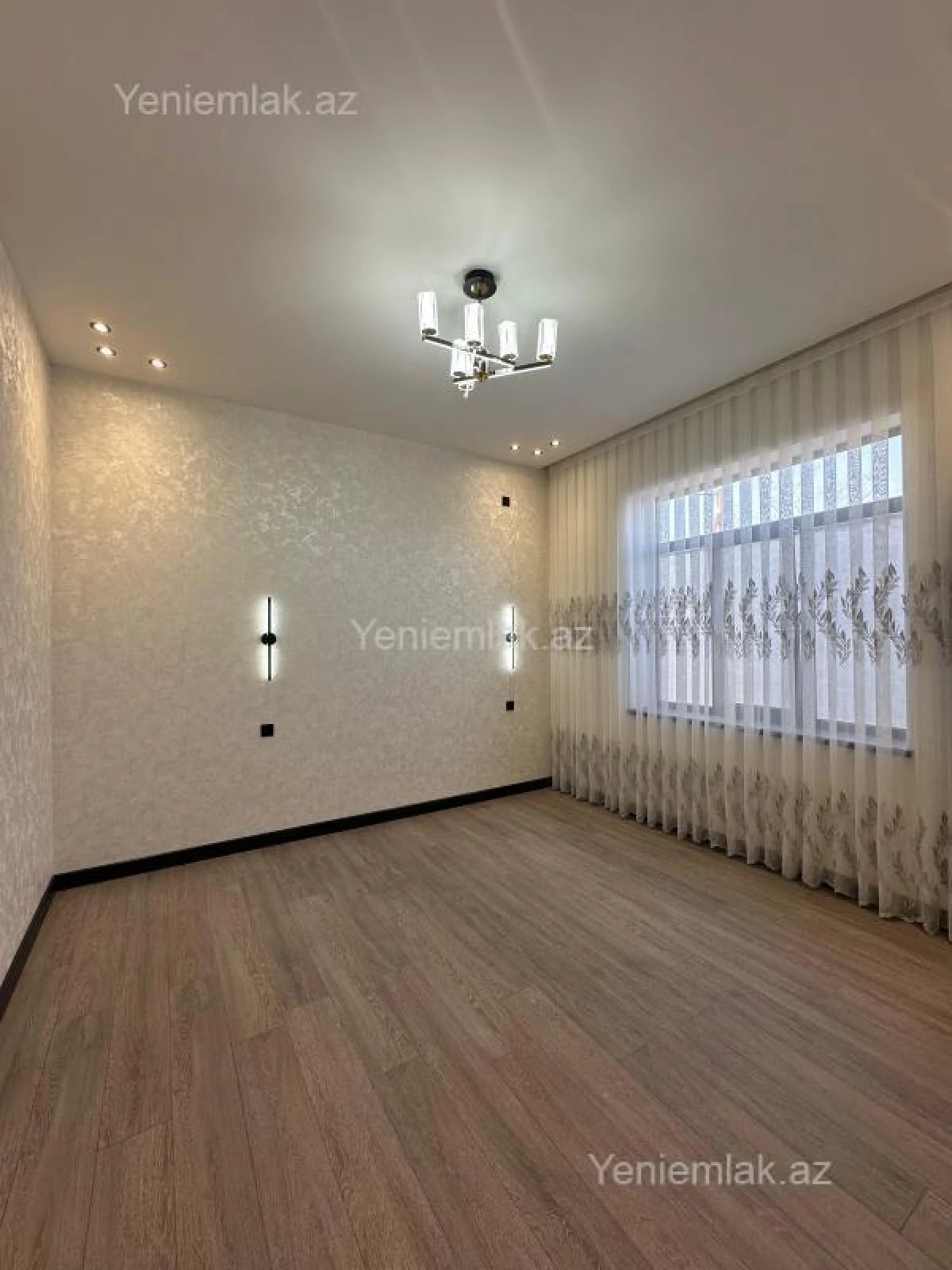 Satılır 4 otaqlı həyət evi 170 m²
