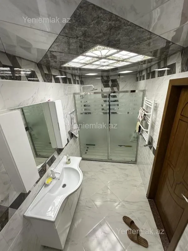 Satılır 4 otaqlı yeni tikili 154 m²