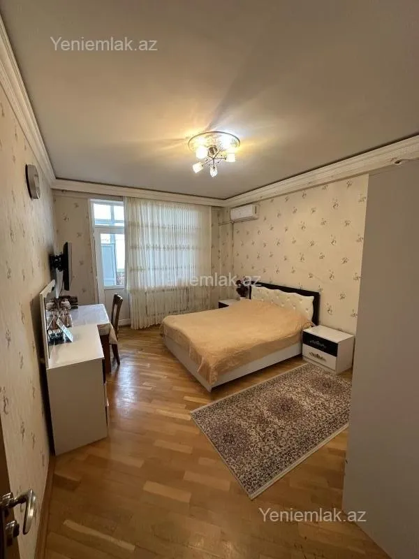 Satılır 4 otaqlı yeni tikili 154 m²