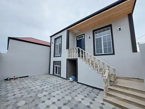 Satılır 3 otaqlı həyət evi 100 m² — Bakı, Suraxanı 3 otaq 100.00 m²