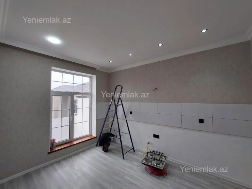 Satılır 3 otaqlı həyət evi 100 m²