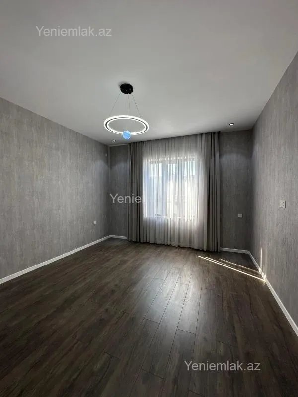 Satılır 4 otaqlı həyət evi 180 m²