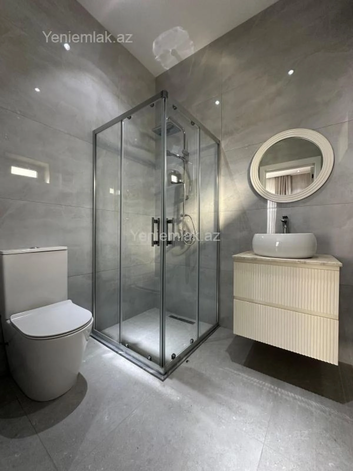 Satılır 4 otaqlı həyət evi 180 m²