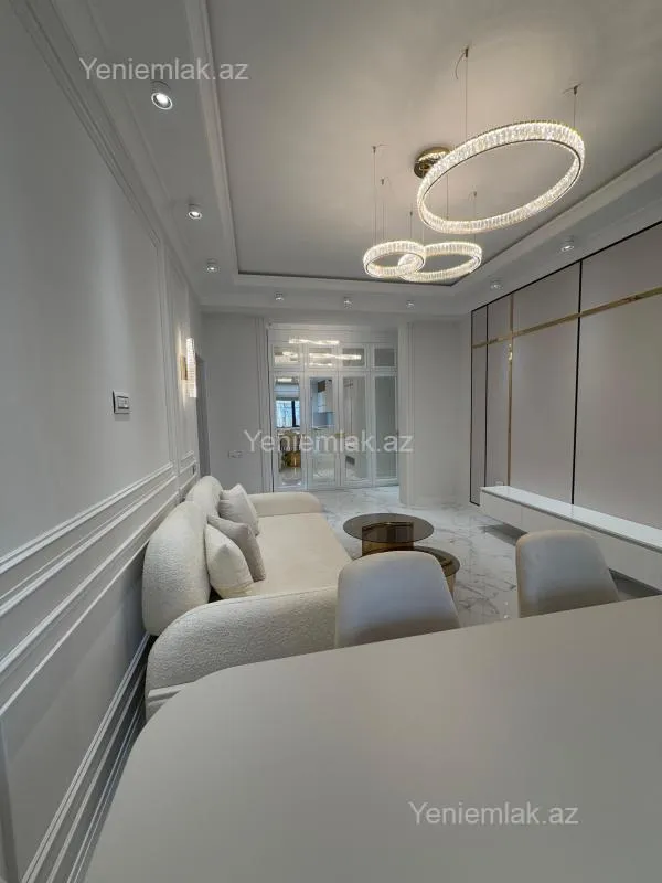 Satılır 3 otaqlı yeni tikili 86 m²