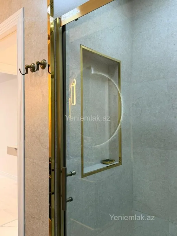 Satılır 3 otaqlı yeni tikili 86 m²