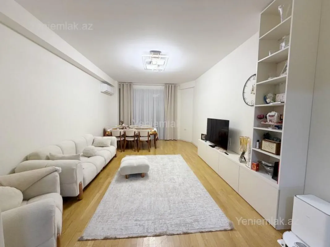 Satılır 2 otaqlı yeni tikili 100 m²