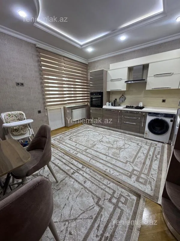 Satılır 3 otaqlı yeni tikili 132 m²