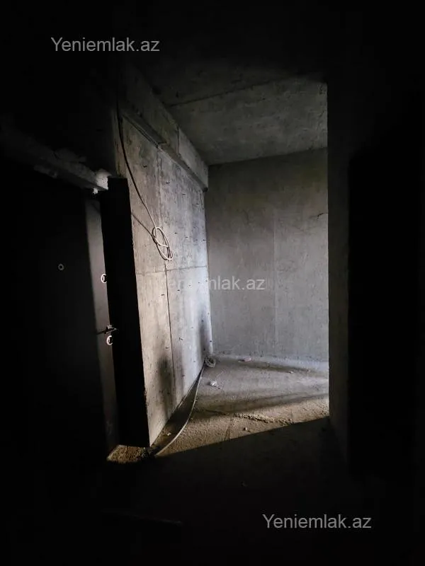 Satılır 2 otaqlı yeni tikili 68 m²