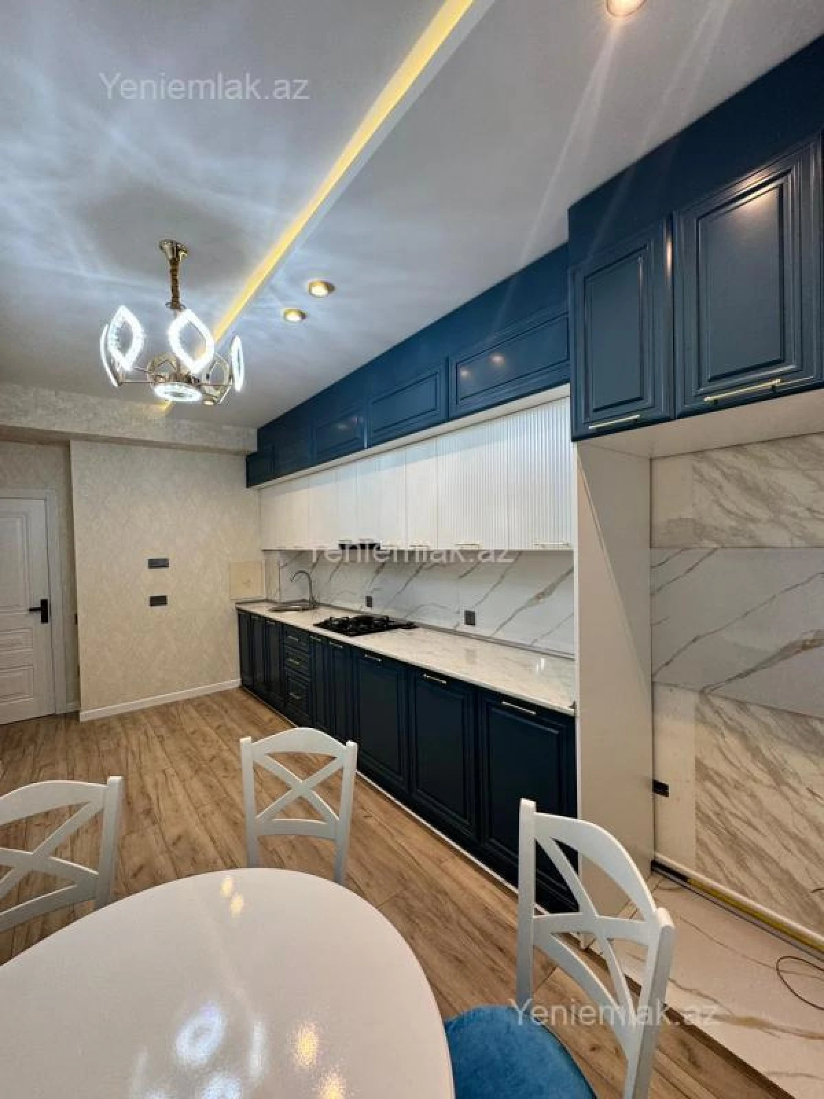 Satılır 3 otaqlı yeni tikili 113 m²