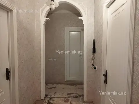 Satılır 3 otaqlı köhnə tikili 70 m² — Bakı, Binəqədi 3 otaq 70.00 m²