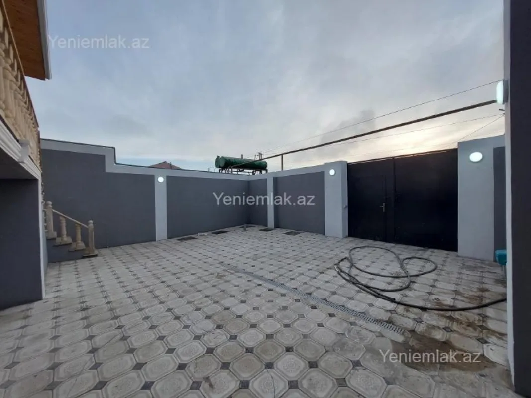 Satılır 4 otaqlı həyət evi 110 m²
