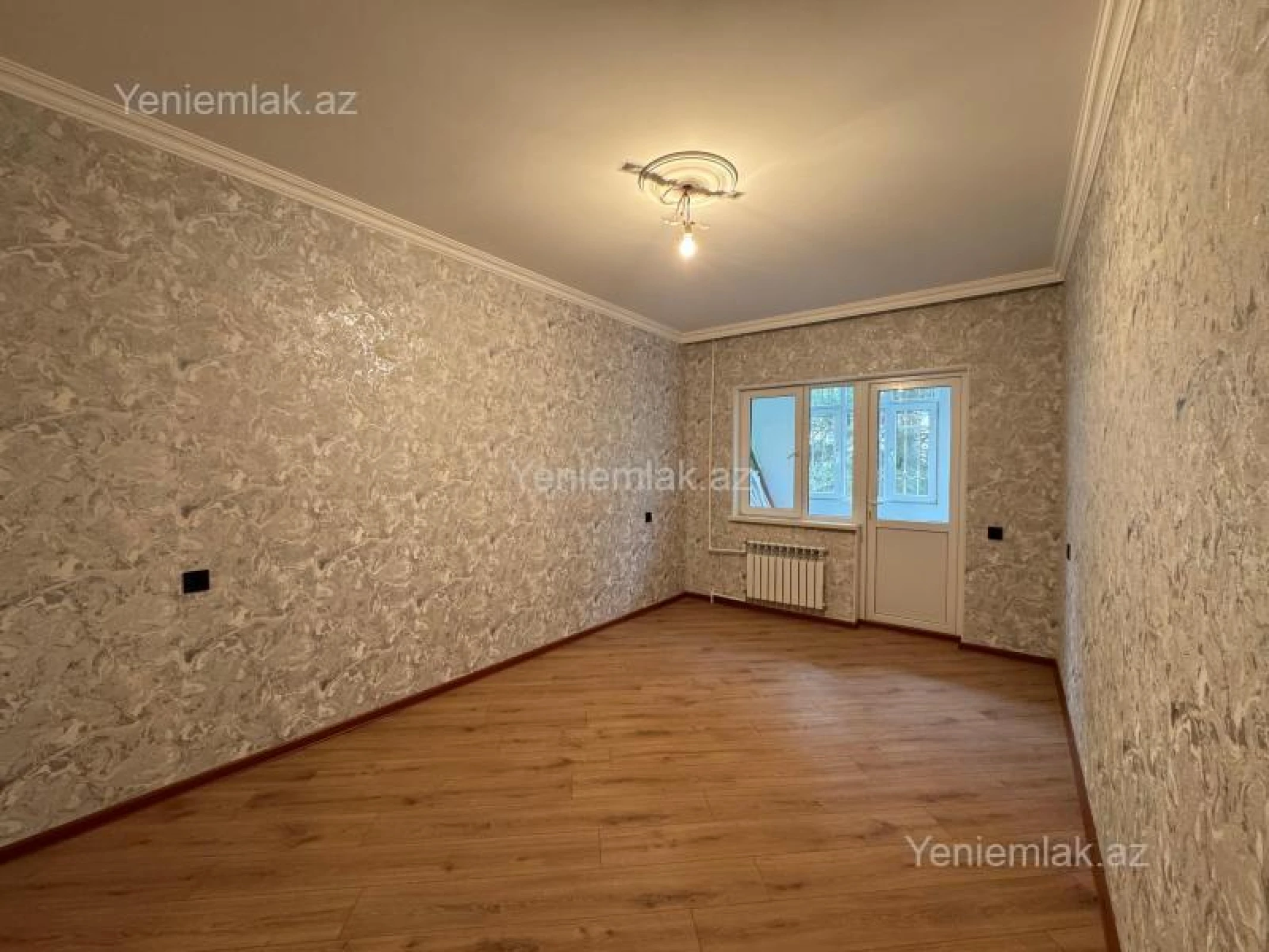 Satılır 3 otaqlı köhnə tikili 80 m²