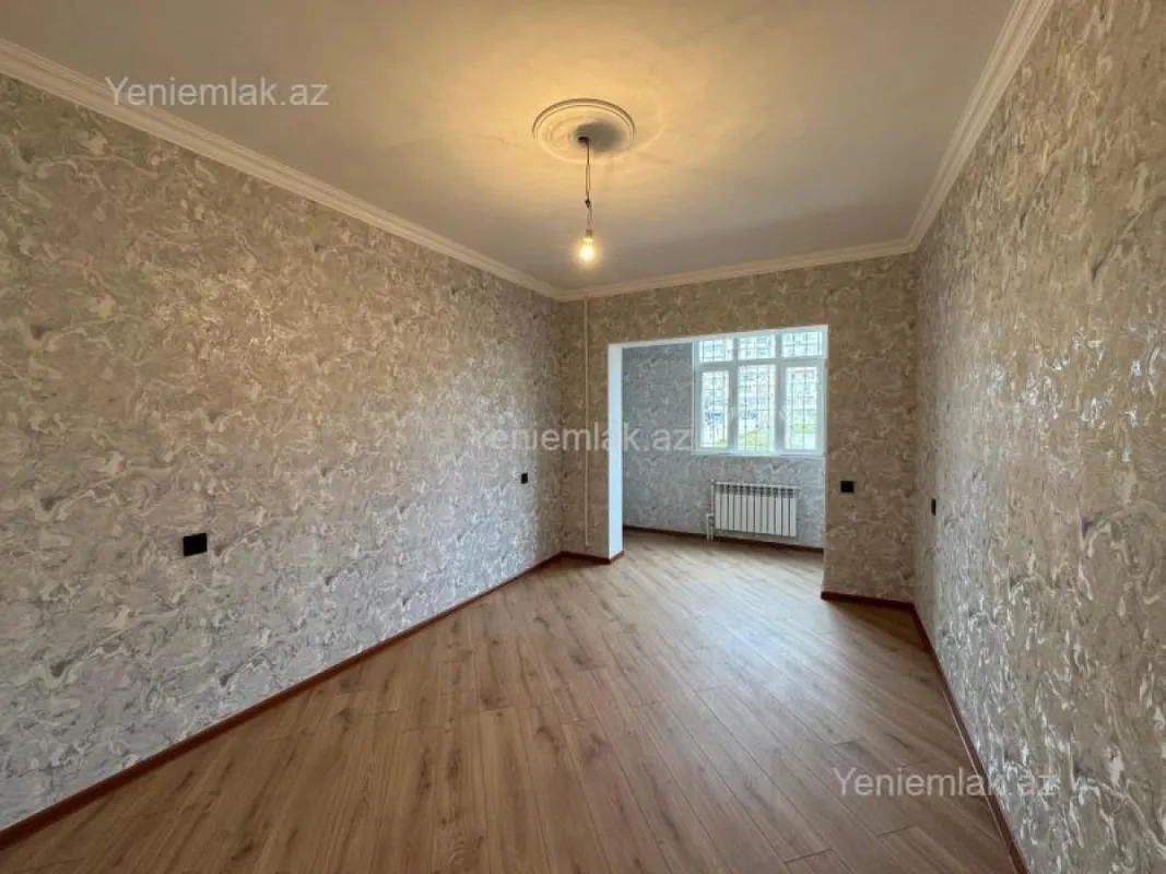 Satılır 3 otaqlı köhnə tikili 80 m²