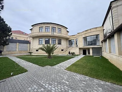 Satılır 8 otaqlı həyət evi 335 m²