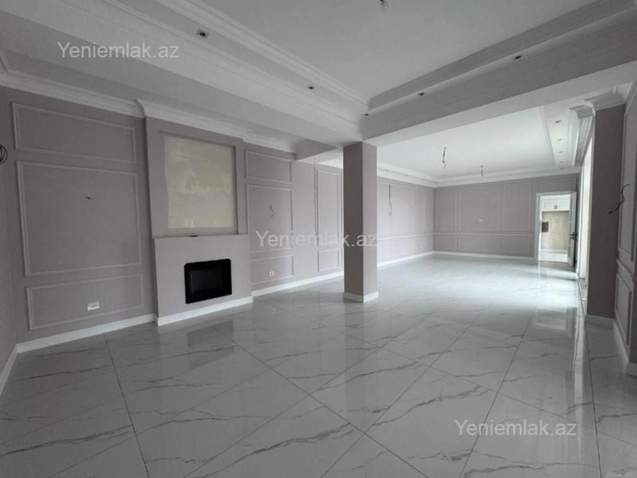 Satılır 8 otaqlı həyət evi 335 m²