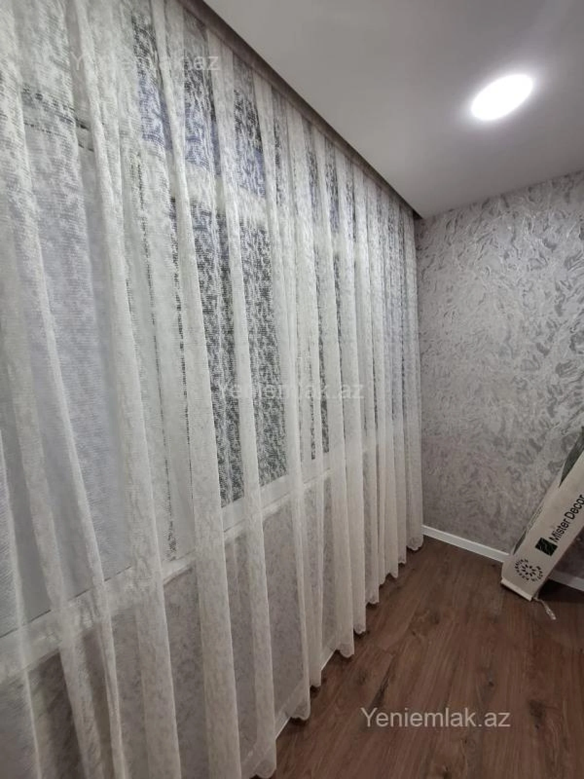Satılır 2 otaqlı köhnə tikili 55 m²