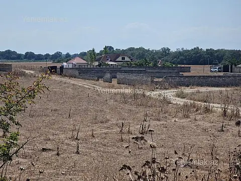 Satılır torpaq sahəsi — Bakı