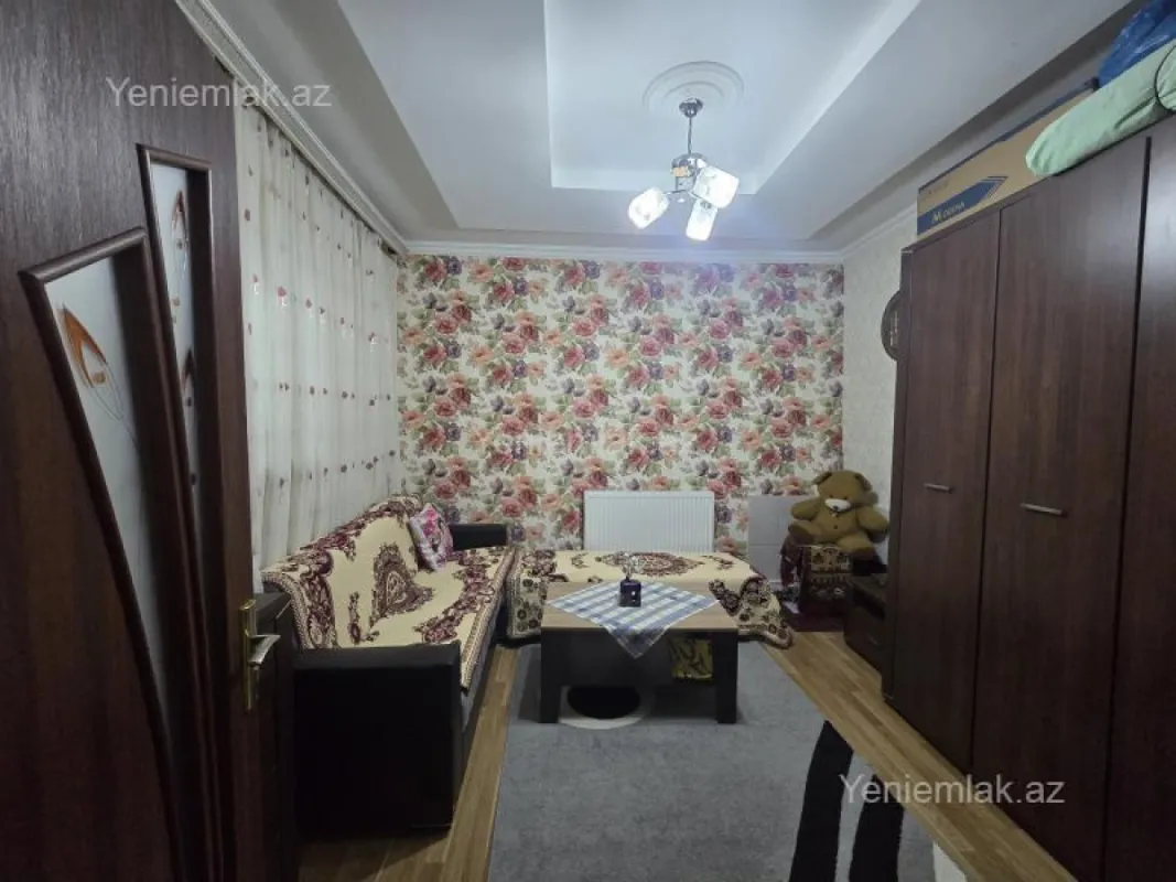 Satılır 3 otaqlı həyət evi 77 m²