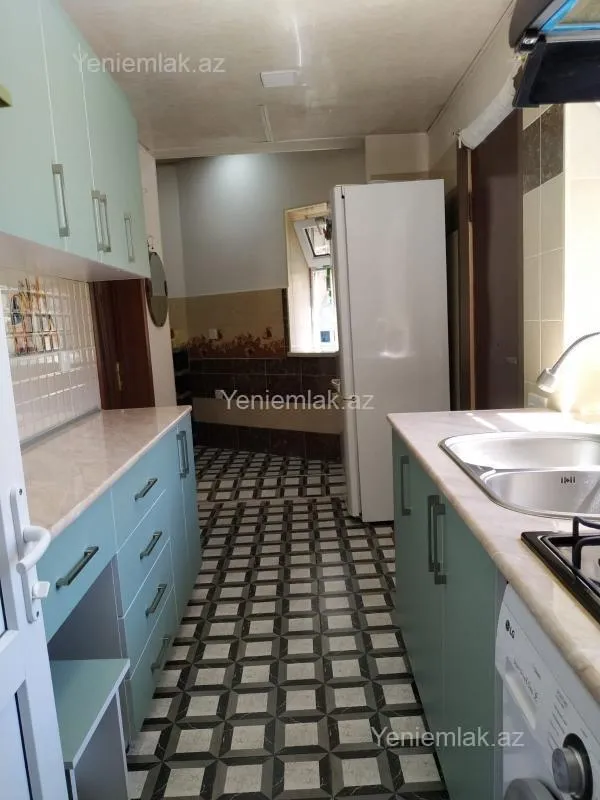 Satılır 3 otaqlı həyət evi 77 m²