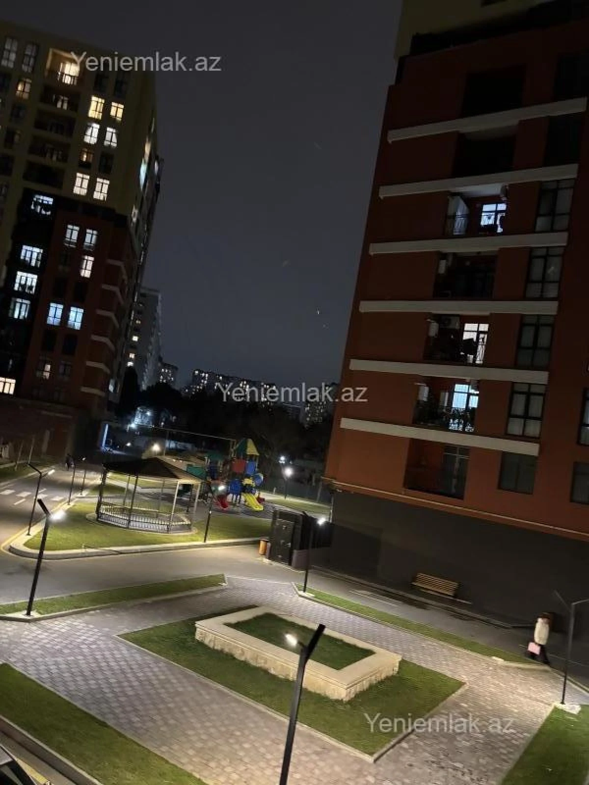 Satılır 3 otaqlı yeni tikili 115 m²