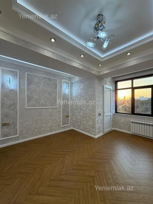 Satılır 3 otaqlı yeni tikili 115 m²