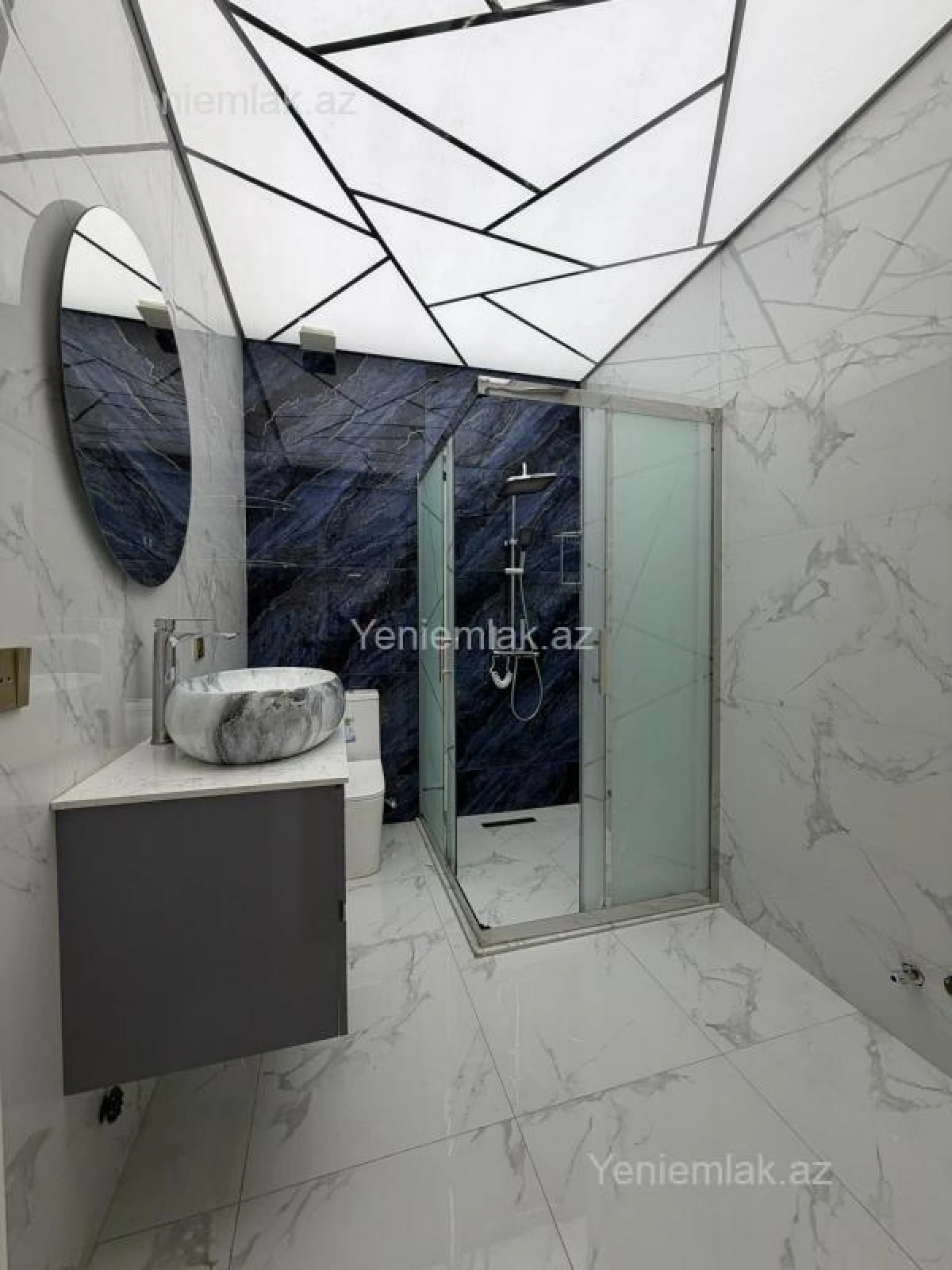 Satılır 3 otaqlı yeni tikili 115 m²