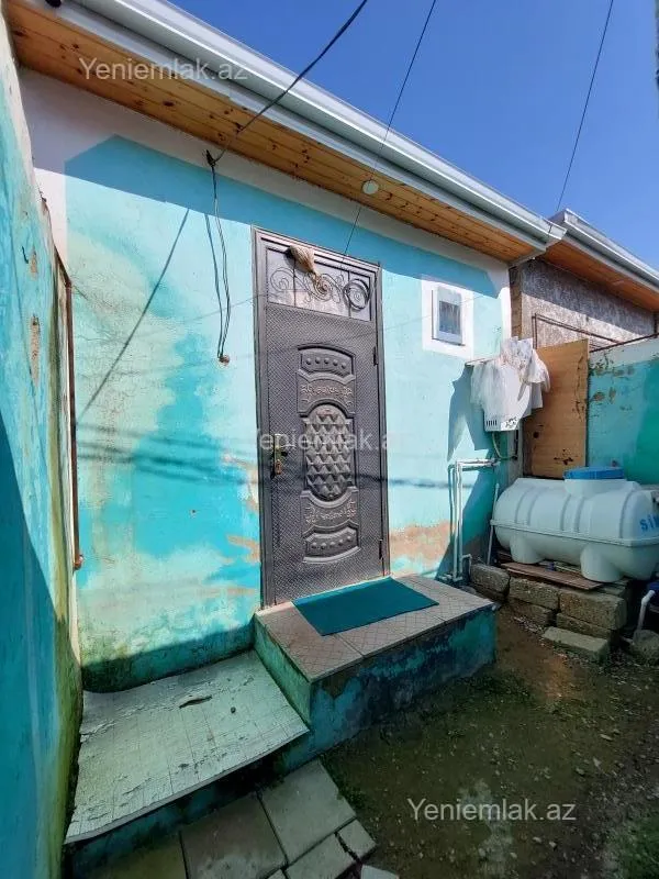 Satılır 1 otaqlı həyət evi 20 m²