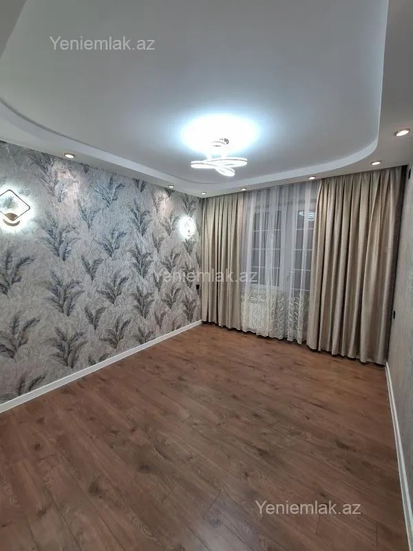 Satılır 2 otaqlı köhnə tikili 65 m²