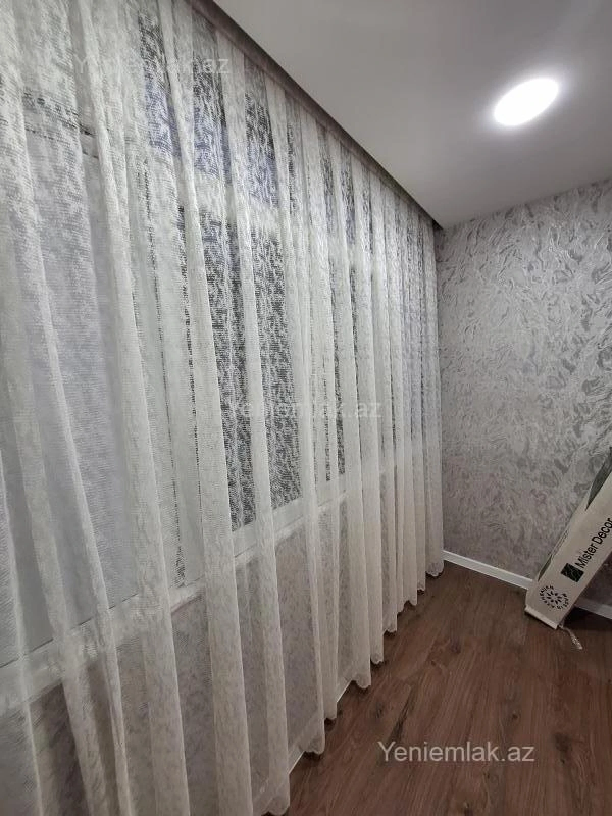 Satılır 2 otaqlı köhnə tikili 65 m²