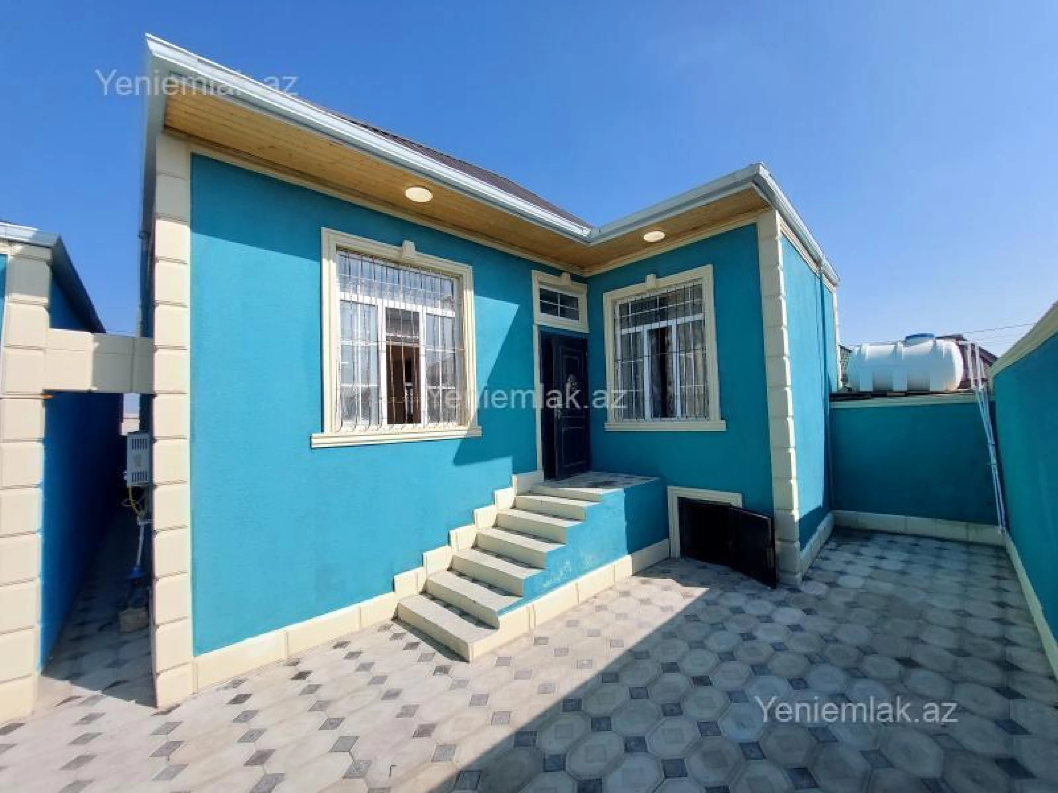 Satılır 4 otaqlı həyət evi 100 m²