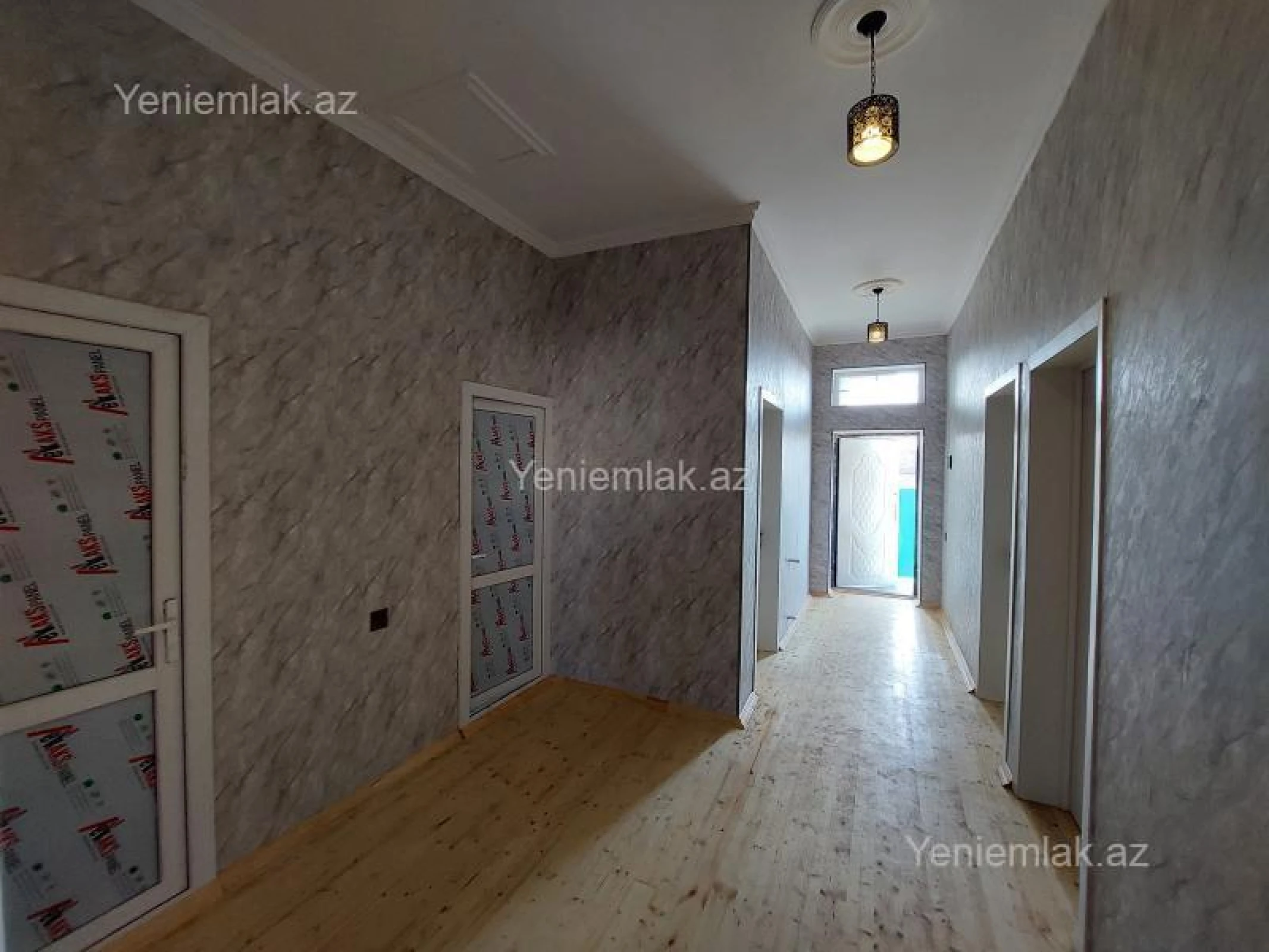 Satılır 4 otaqlı həyət evi 100 m²