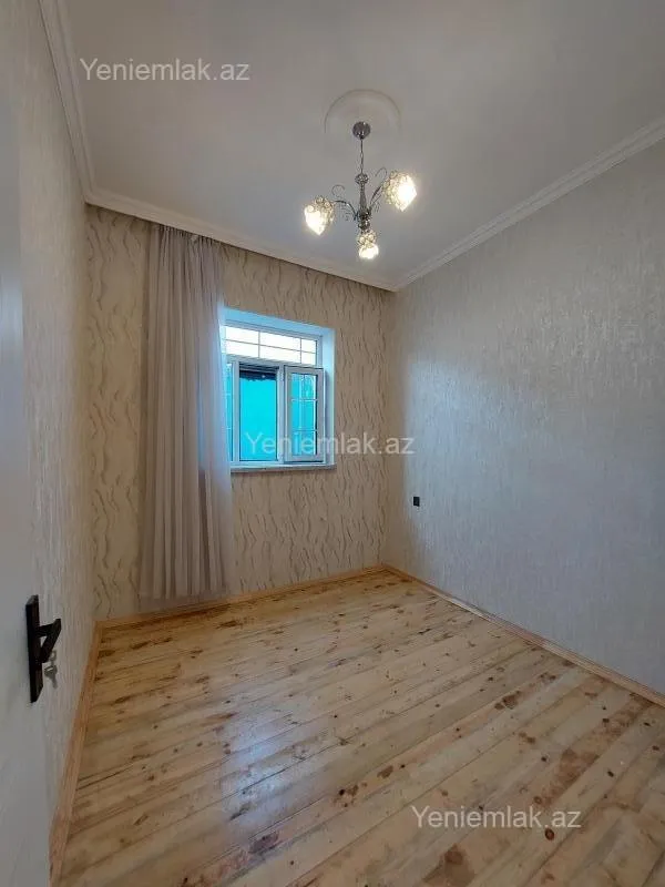Satılır 4 otaqlı həyət evi 100 m²