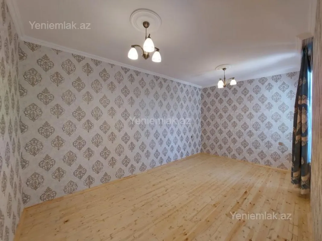 Satılır 4 otaqlı həyət evi 100 m²