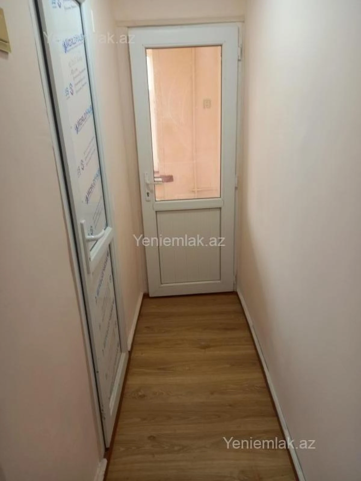 Satılır 2 otaqlı köhnə tikili 37 m²