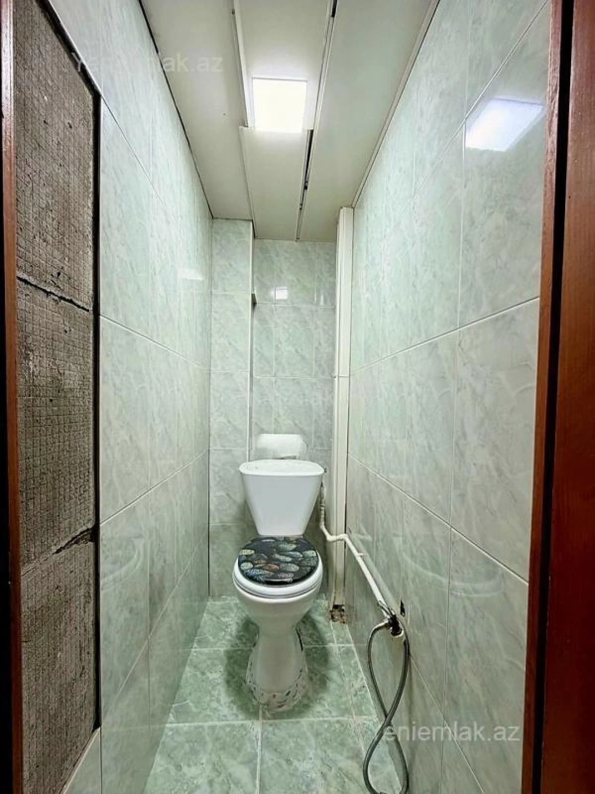 Satılır 2 otaqlı köhnə tikili 64 m²