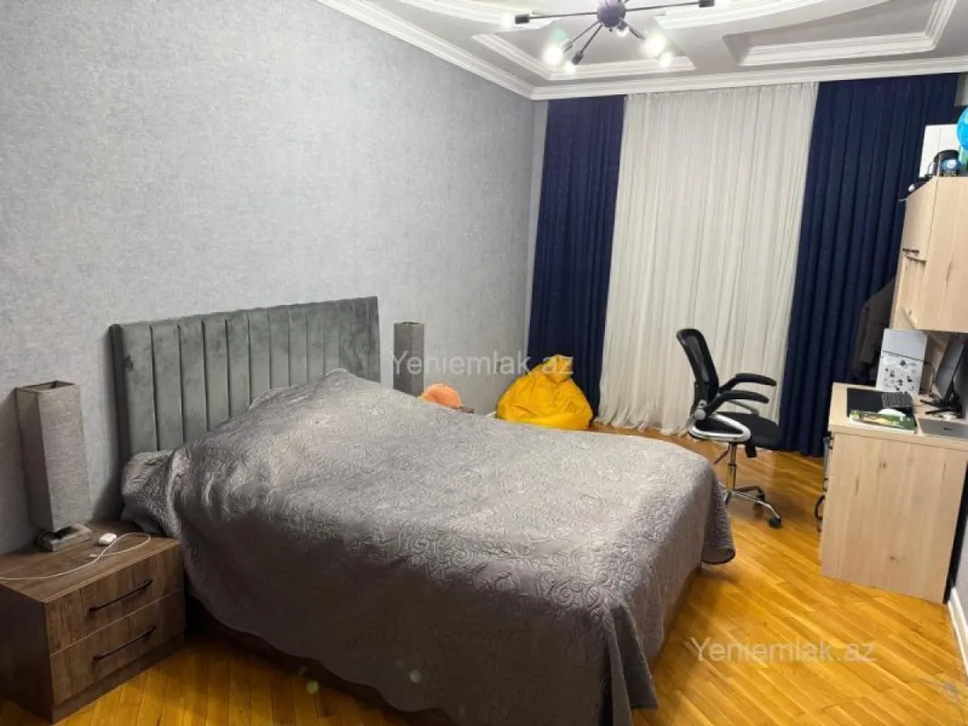 Satılır 4 otaqlı yeni tikili 156 m²