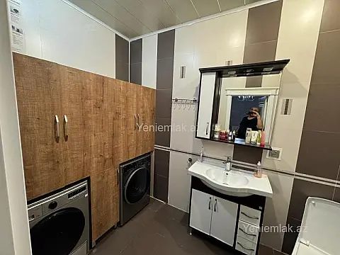 Satılır 4 otaqlı yeni tikili 156 m²