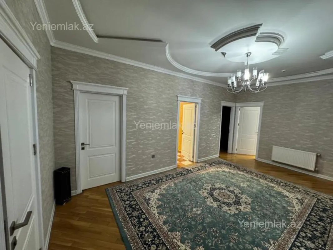 Satılır 4 otaqlı yeni tikili 156 m²