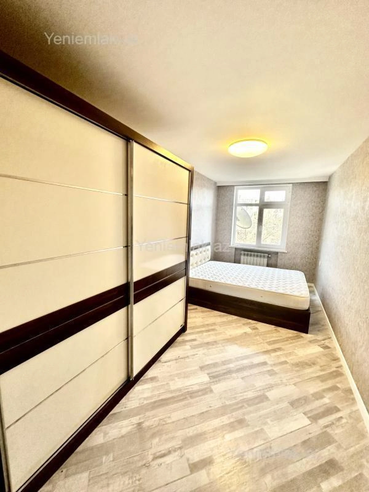 Satılır 2 otaqlı köhnə tikili 48 m²