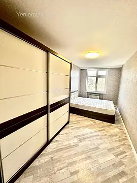 Satılır 2 otaqlı köhnə tikili 48 m²