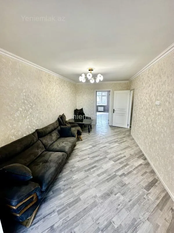 Satılır 2 otaqlı köhnə tikili 48 m²
