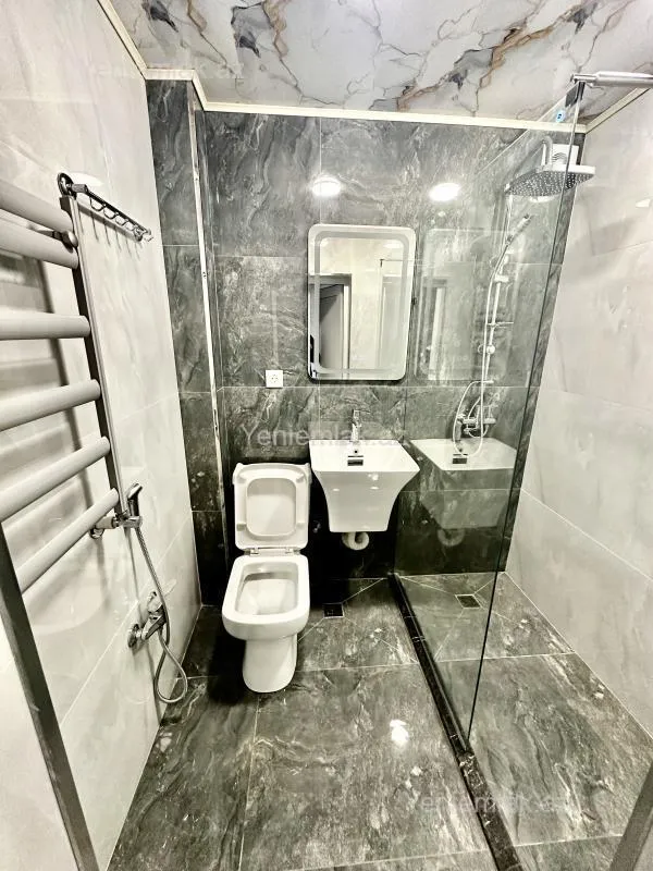 Satılır 2 otaqlı köhnə tikili 48 m²